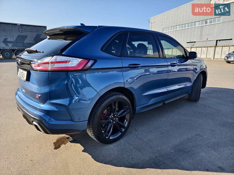 Внедорожник / Кроссовер Ford Edge 2018 в Нововолынске