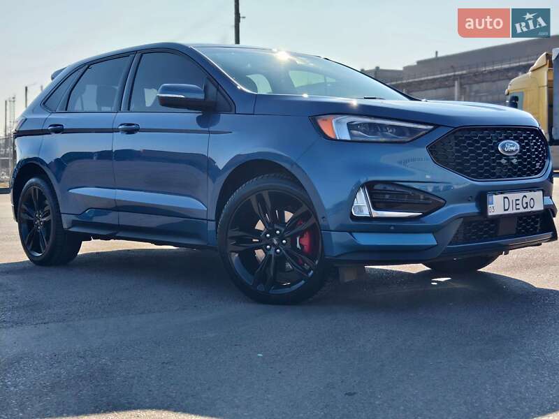 Внедорожник / Кроссовер Ford Edge 2018 в Нововолынске