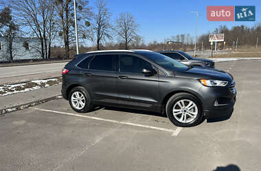 Позашляховик / Кросовер Ford Edge 2019 в 