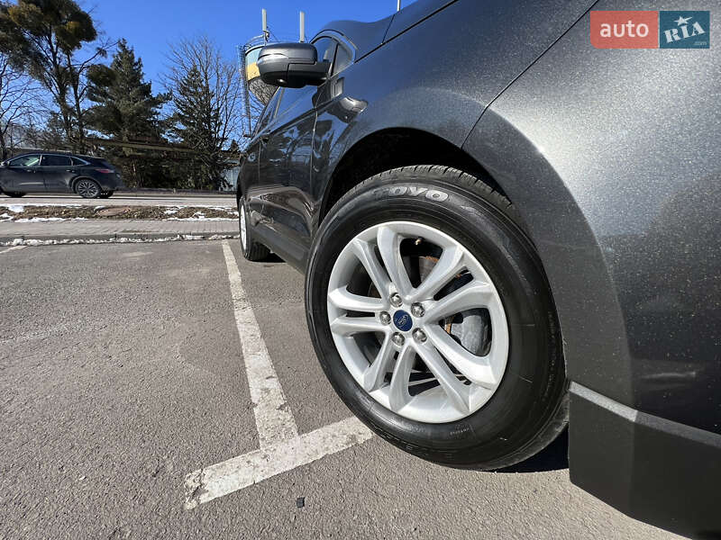 Внедорожник / Кроссовер Ford Edge 2019 в Ровно