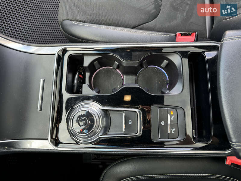 Внедорожник / Кроссовер Ford Edge 2019 в Киеве