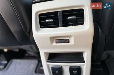 Внедорожник / Кроссовер Ford Edge 2016 в 