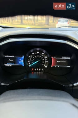 Внедорожник / Кроссовер Ford Edge 2016 в 
