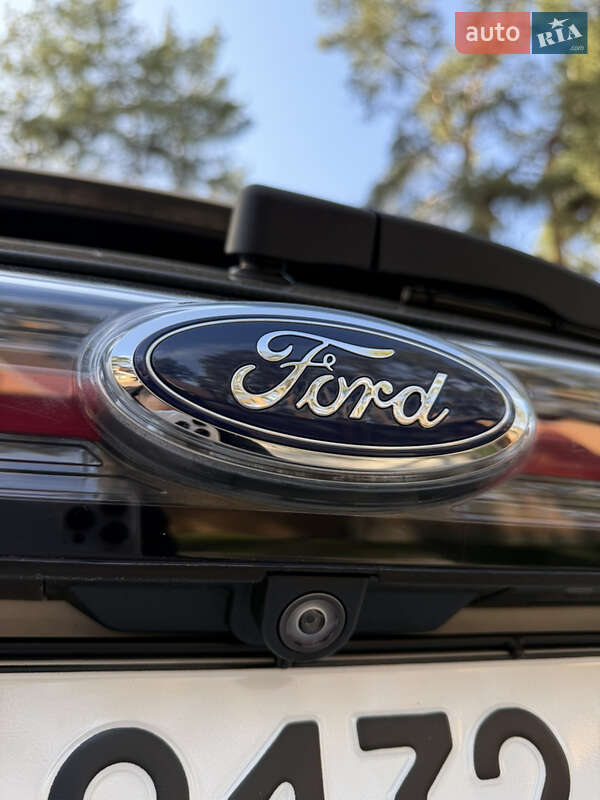 Позашляховик / Кросовер Ford Edge 2016 в Чернігові