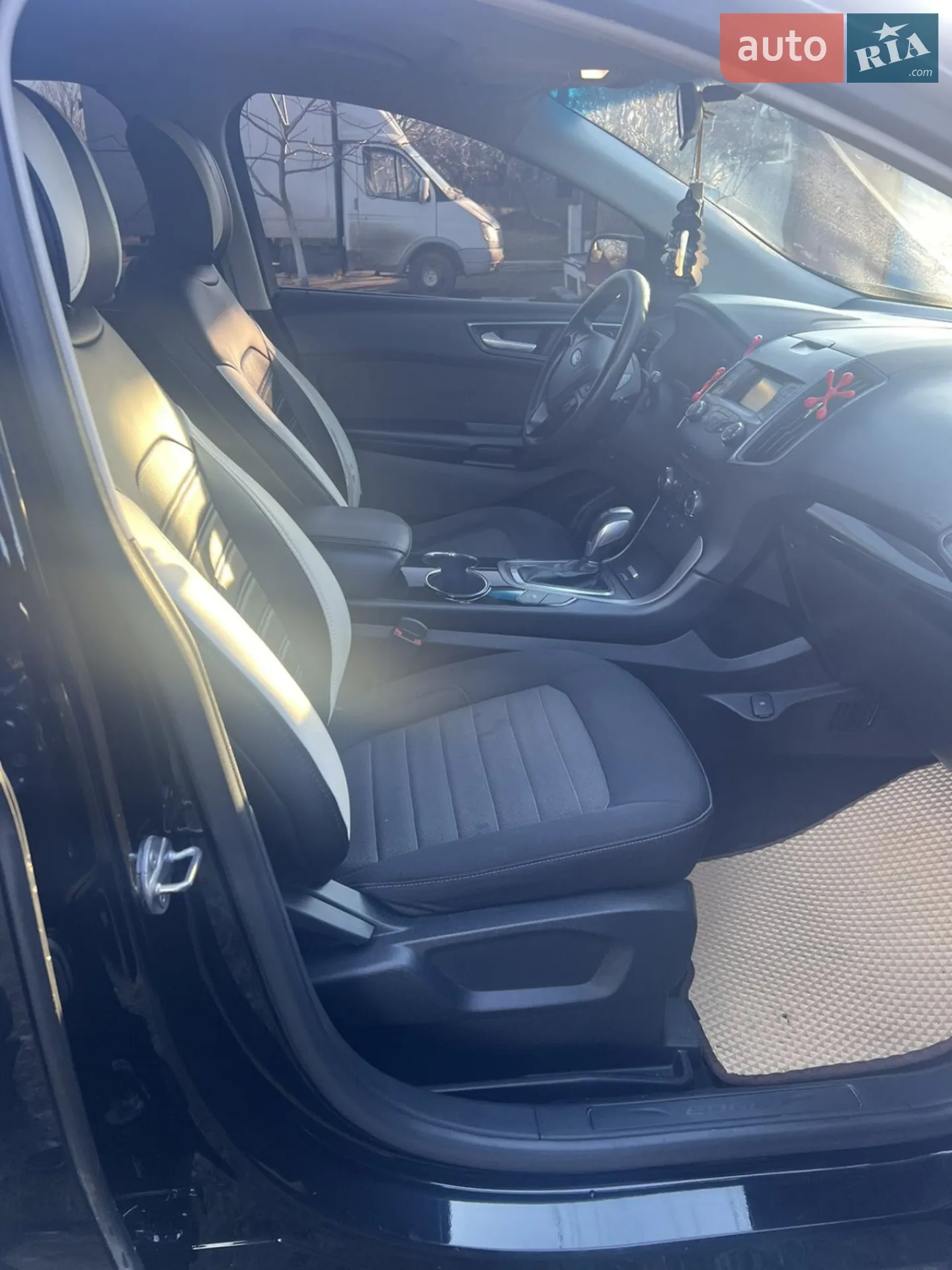 2017 Ford Edge - мініатюра 18