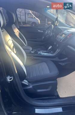 Внедорожник / Кроссовер Ford Edge 2017 в 