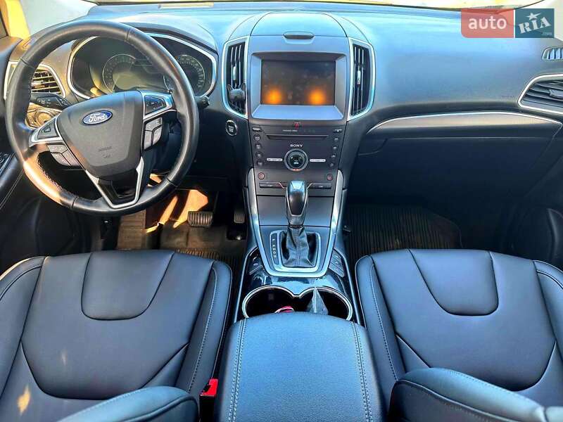 Внедорожник / Кроссовер Ford Edge 2016 в Кременчуге