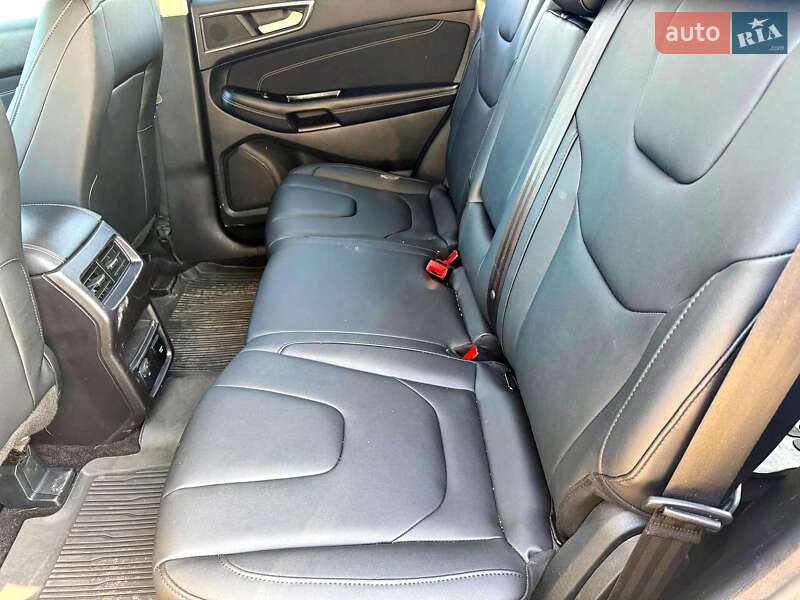 Внедорожник / Кроссовер Ford Edge 2016 в Кременчуге