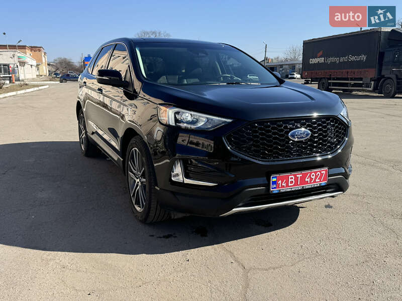 Внедорожник / Кроссовер Ford Edge 2019 в 