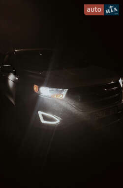 Внедорожник / Кроссовер Ford Edge 2015 в 