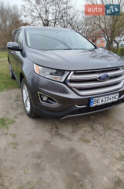 Внедорожник / Кроссовер Ford Edge 2017 в 