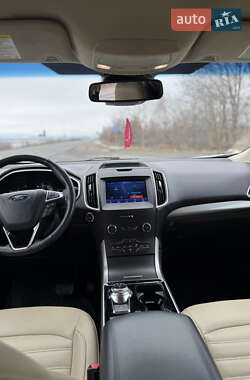 Внедорожник / Кроссовер Ford Edge 2020 в 