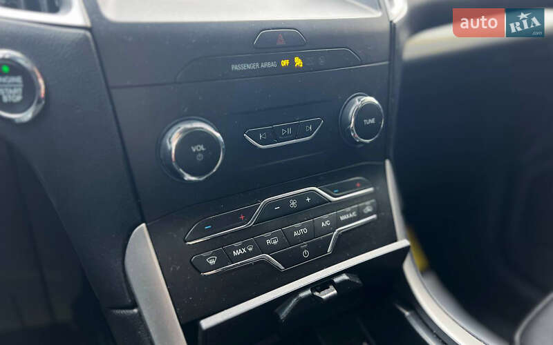 Внедорожник / Кроссовер Ford Edge 2019 в Ивано-Франковске