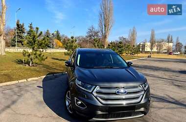Внедорожник / Кроссовер Ford Edge 2016 в 