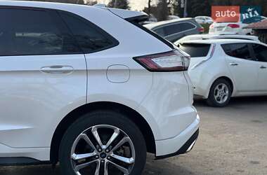 Внедорожник / Кроссовер Ford Edge 2018 в 