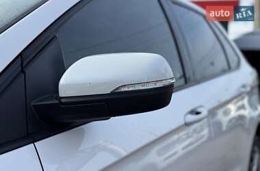 Внедорожник / Кроссовер Ford Edge 2018 в 