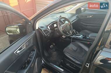 Внедорожник / Кроссовер Ford Edge 2016 в 
