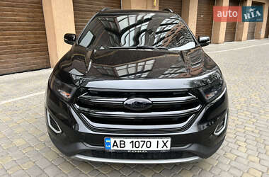 Внедорожник / Кроссовер Ford Edge 2015 в 