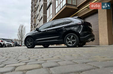 Внедорожник / Кроссовер Ford Edge 2015 в 