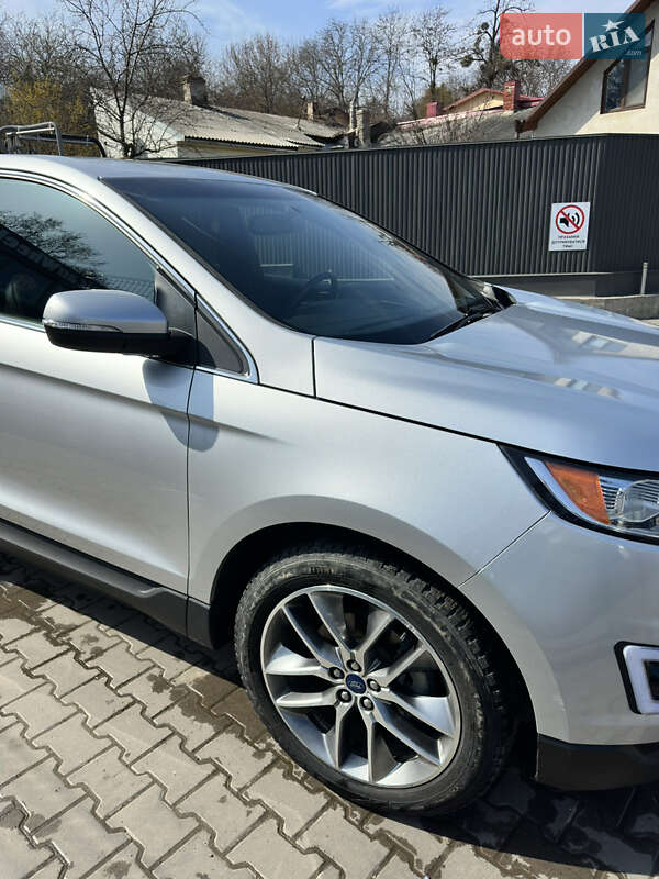 Внедорожник / Кроссовер Ford Edge 2017 в Черновцах