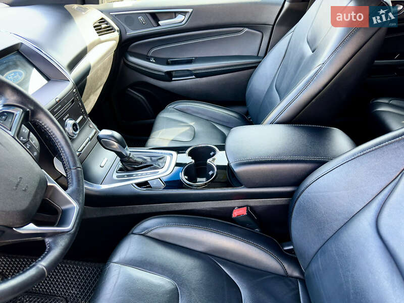 Внедорожник / Кроссовер Ford Edge 2017 в Черновцах