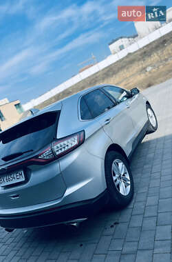 Внедорожник / Кроссовер Ford Edge 2017 в 