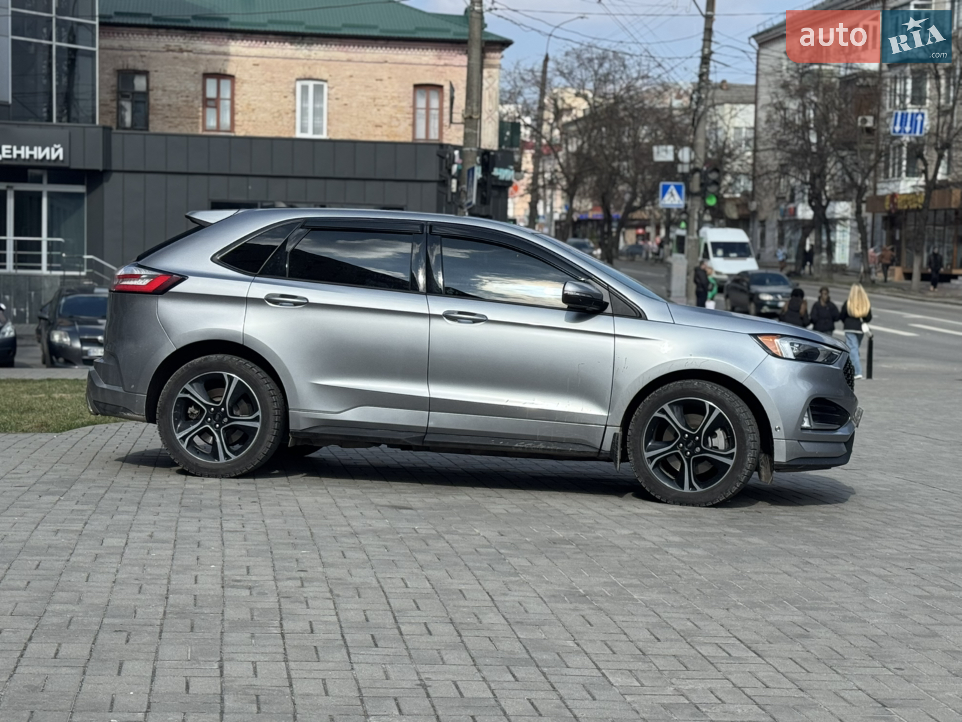 2021 Ford Edge - фото 1