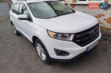 Внедорожник / Кроссовер Ford Edge 2016 в 