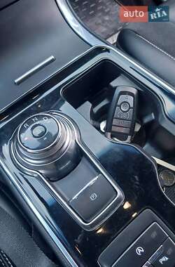 Внедорожник / Кроссовер Ford Edge 2019 в 