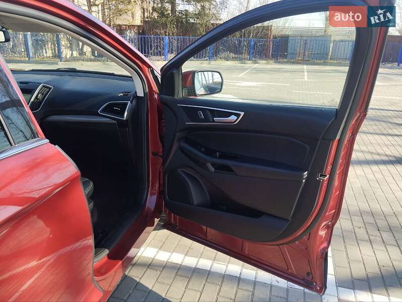 Позашляховик / Кросовер Ford Edge 2016 в Тернополі