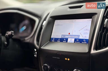 Внедорожник / Кроссовер Ford Edge 2020 в 