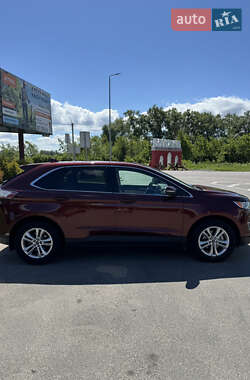 Внедорожник / Кроссовер Ford Edge 2015 в 
