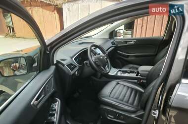 Внедорожник / Кроссовер Ford Edge 2019 в 