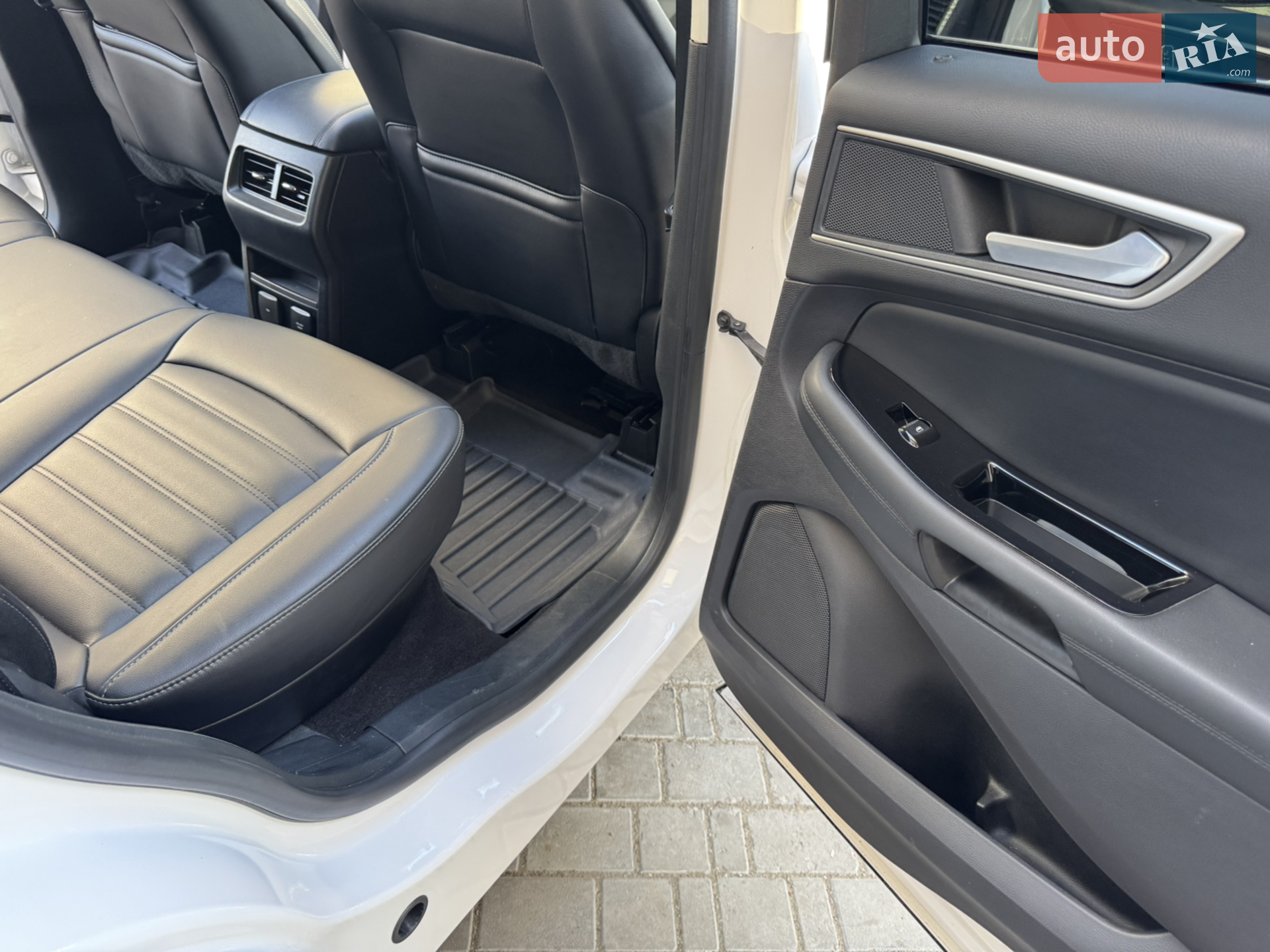 2018 Ford Edge - мініатюра 33