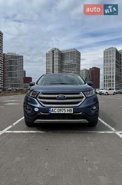 Позашляховик / Кросовер Ford Edge 2018 в 