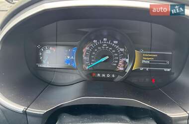 Позашляховик / Кросовер Ford Edge 2018 в 