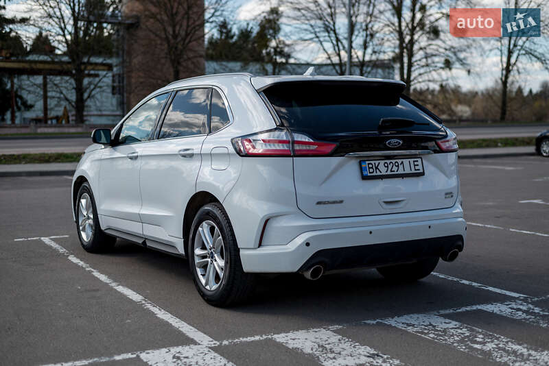 Внедорожник / Кроссовер Ford Edge 2019 в Ровно