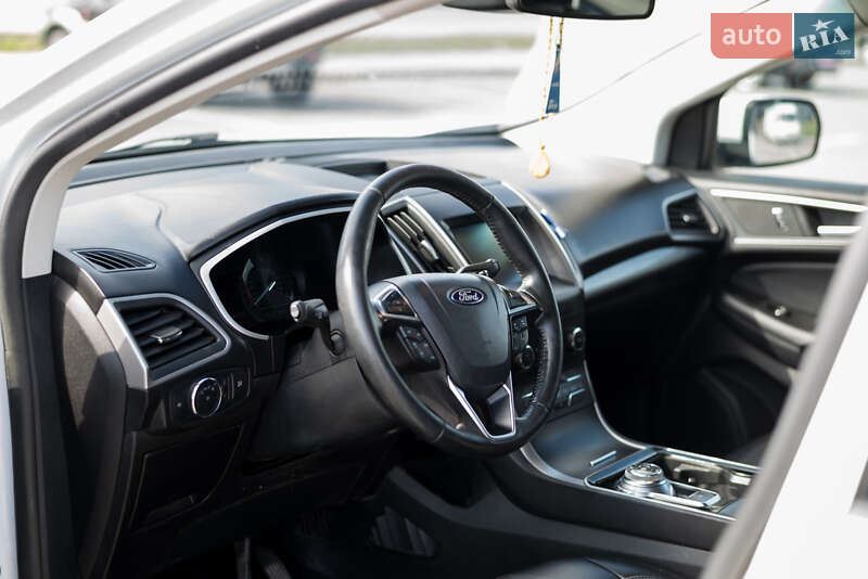 Внедорожник / Кроссовер Ford Edge 2019 в Ровно