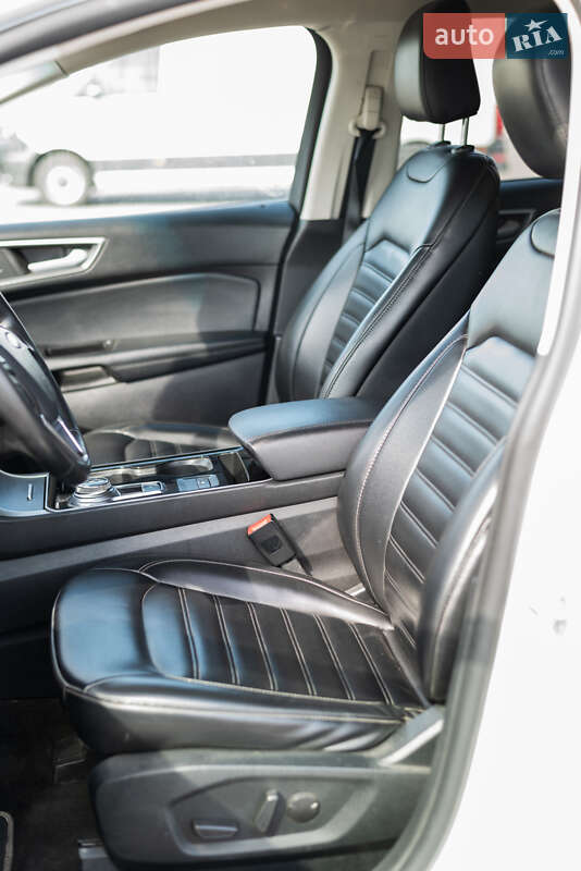 Внедорожник / Кроссовер Ford Edge 2019 в Ровно