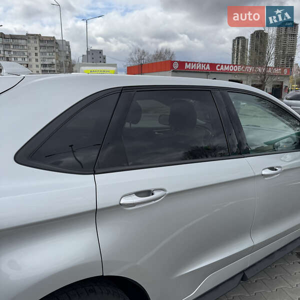 Позашляховик / Кросовер Ford Edge 2018 в Києві фото 99 Позашляховик / Кросовер Ford Edge 2018 в Києві