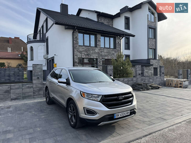 Позашляховик / Кросовер Ford Edge 2016 в Рівному