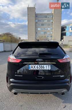Внедорожник / Кроссовер Ford Edge 2019 в 