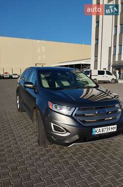 Позашляховик / Кросовер Ford Edge 2018 в 