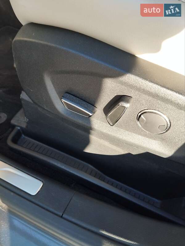 Внедорожник / Кроссовер Ford Edge 2018 в Киеве