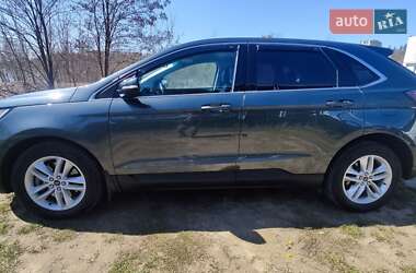 Внедорожник / Кроссовер Ford Edge 2015 в 
