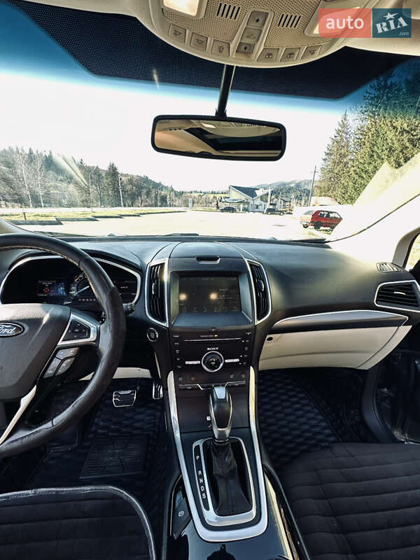 Позашляховик / Кросовер Ford Edge 2016 в Верховині фото 19 Позашляховик / Кросовер Ford Edge 2016 в Верховині