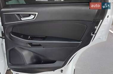 Внедорожник / Кроссовер Ford Edge 2019 в 