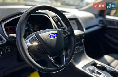 Внедорожник / Кроссовер Ford Edge 2020 в 