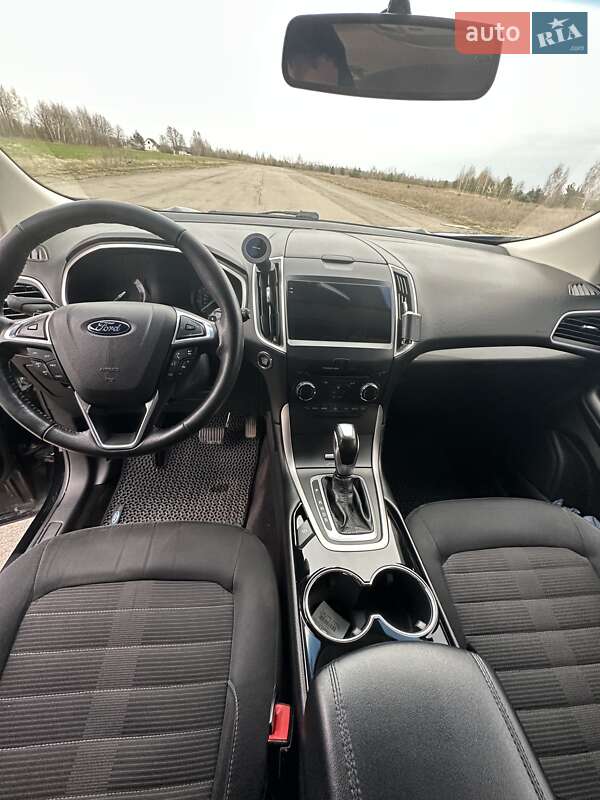 Внедорожник / Кроссовер Ford Edge 2016 в Любешове