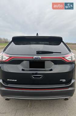 Внедорожник / Кроссовер Ford Edge 2016 в 
